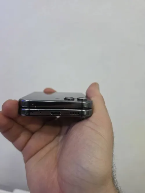 Samsung Galxy Z flip5