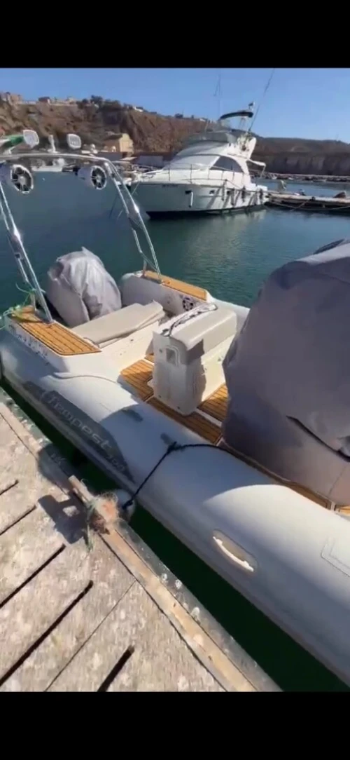 Bateau semi rigide 