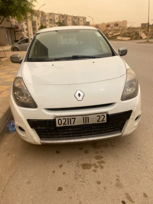 Renault Clio 3 2011 Night and Day