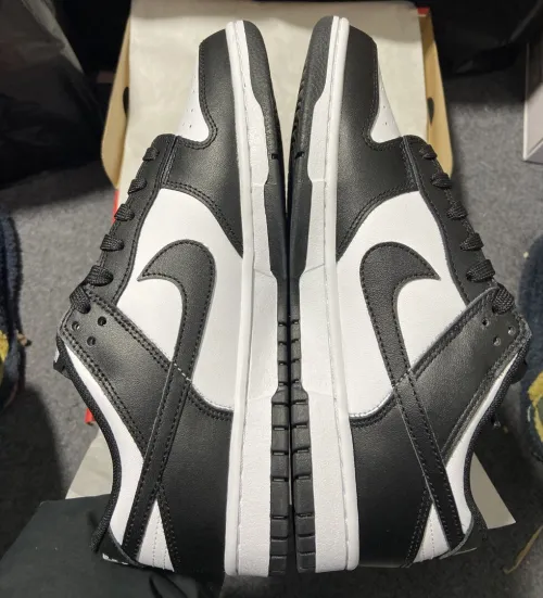 Basquettes Dunk Panda noir et blanc