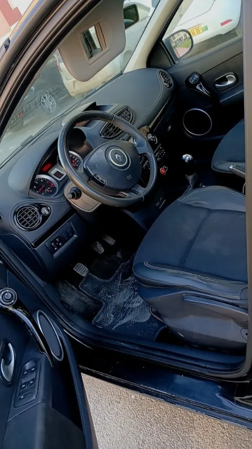 Renault Clio 3 2012 Night and Day