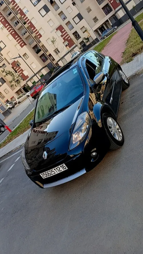 Renault Clio 3 2012 Night and Day