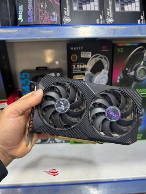 Carte graphique ASUS RX 5700XT et RTX 3060TI occasion très bonne état avec garantie vente sur magasine