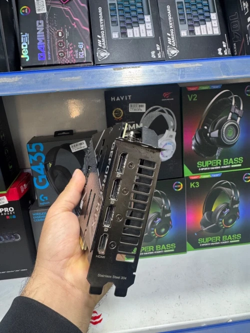 Carte graphique ASUS RX 5700XT et RTX 3060TI occasion très bonne état avec garantie vente sur magasine