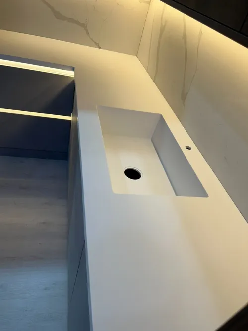  Plans de travail de Cuisine en corian Sur-mesure 