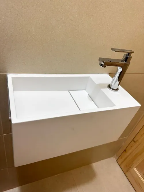 Fabrication des lave-mains  en corian Sur-mesure 