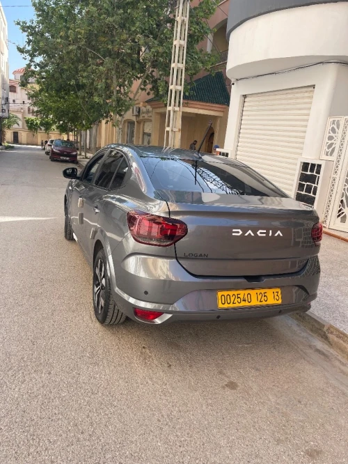 Dacia Logan 2025 Extrême
