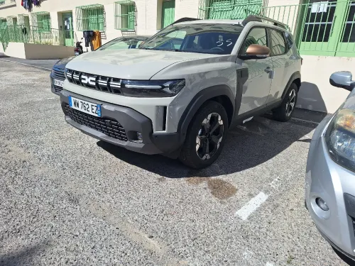 Dacia Duster 2025 Extreme Gold