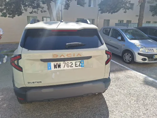 Dacia Duster 2025 Extreme Gold