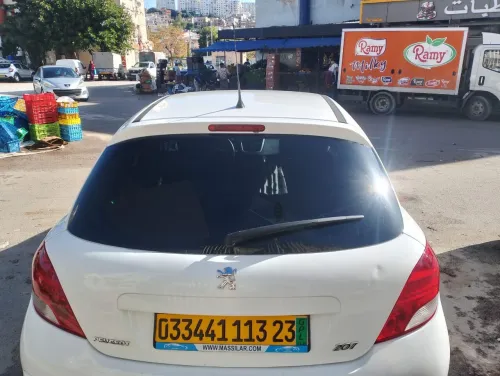 Peugeot 207 2013 