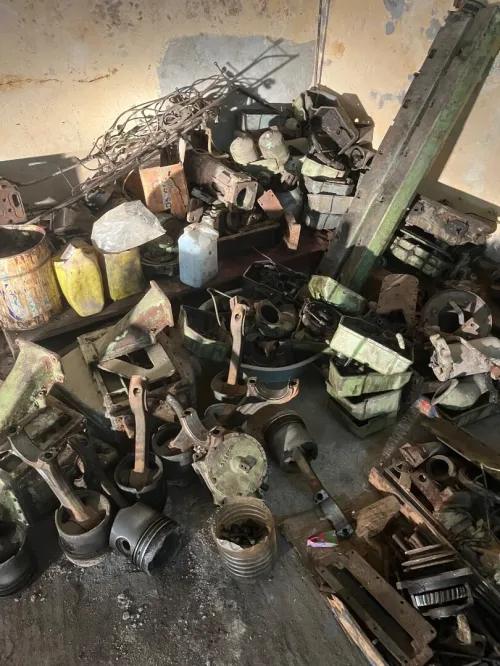 Lot de pièces détachées pour moteur marin