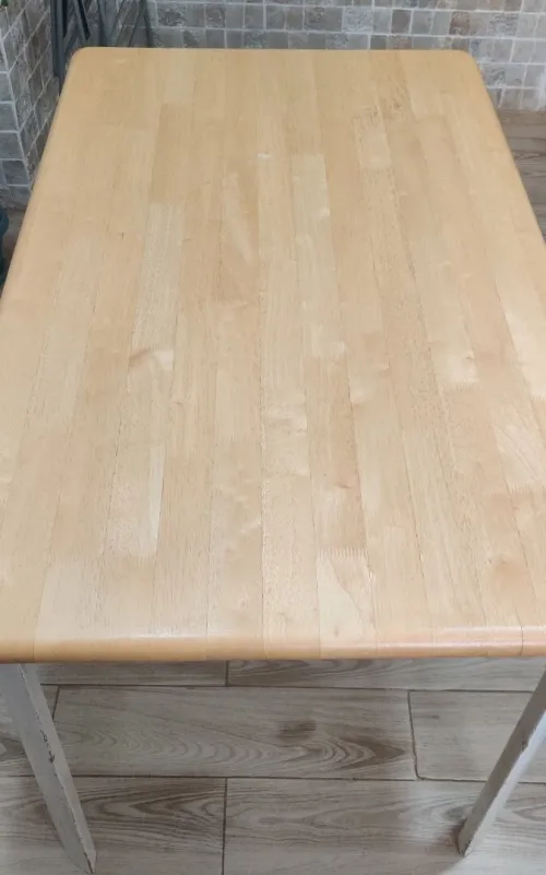 Table de cuisine importation Malaisie bois solide 