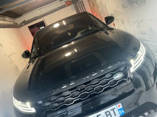 Land Rover EVOQUE 2023 PEUR06 FULL OPTION BLACK AND BLACK