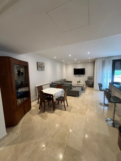 Location vacances Appartement F3 Alger Hydra