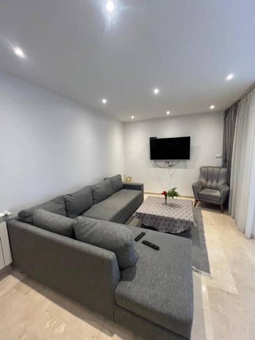 Location vacances Appartement F3 Alger Hydra