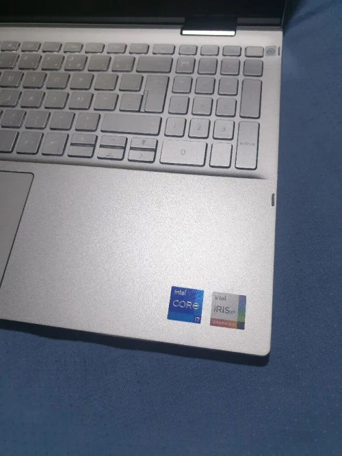 Dell inspiron 7506 2 in 1 i7 11ème génération 16g la ram 500g ssd nvme écran tactile Clavier lumineux