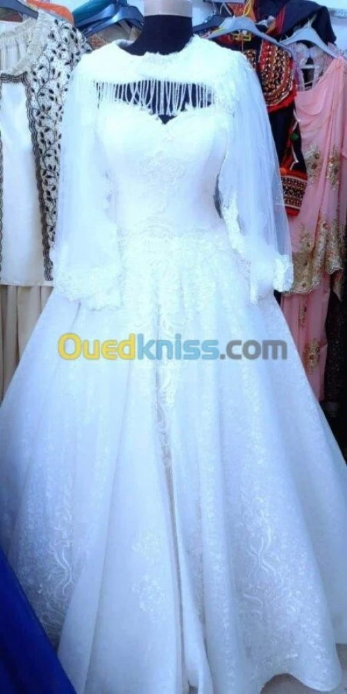 Location robes blanches 