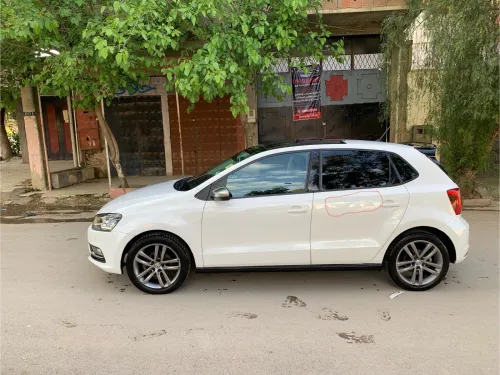Volkswagen Polo 2016 La cara plis