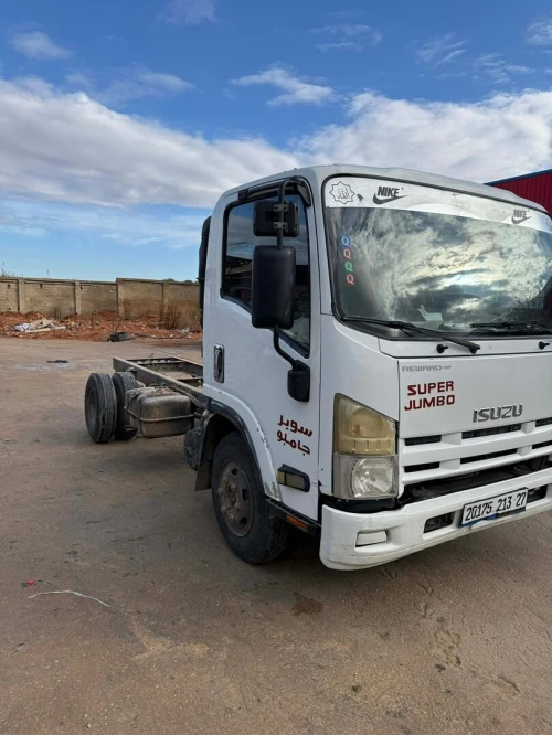 Isuzu Super jumbo 2013