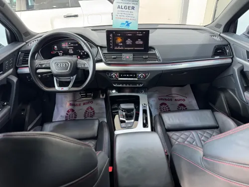 Audi Q5 2024 Black édition
