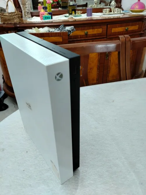 Xbox one x 