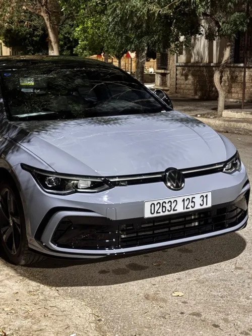 Volkswagen Golf 8 2025 R-Line