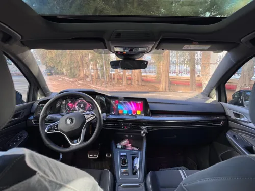 Volkswagen Golf 8 2025 