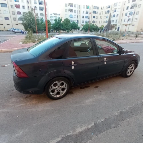 Ford Focus 4 portes 2011 Focus 4 portes