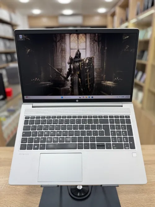 HP ProBook 450 G8 15.6 i5-1135G7 16GB/256GB AZERTY
