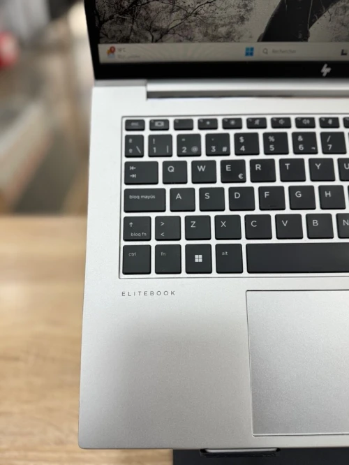 HP EliteBook 840 G9 14 i5-1250P 16GB/512GB
