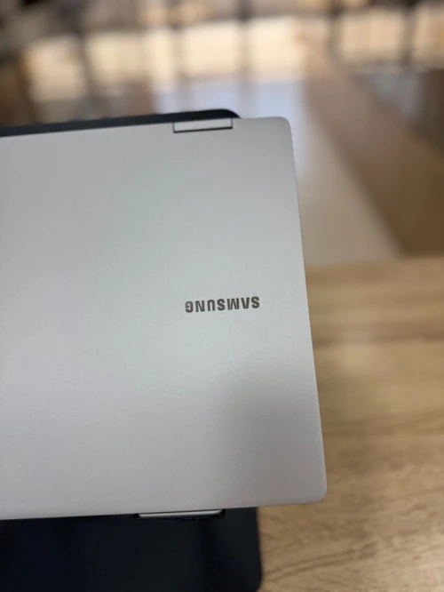 Samsung Galaxy Book 3 360 13.3 i7-1360P 16GB/512GB AMOLED Tactile
