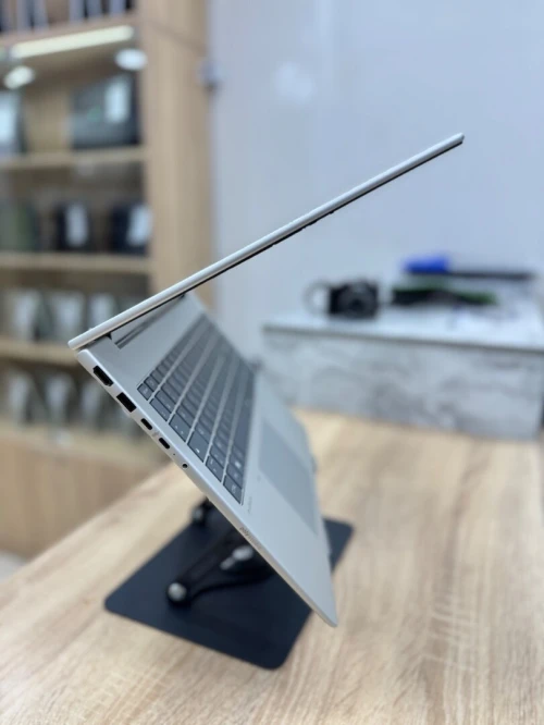 HP ProBook 4 G1a 16 Ryzen 7 250W 16GB/512GB Radeon 780M