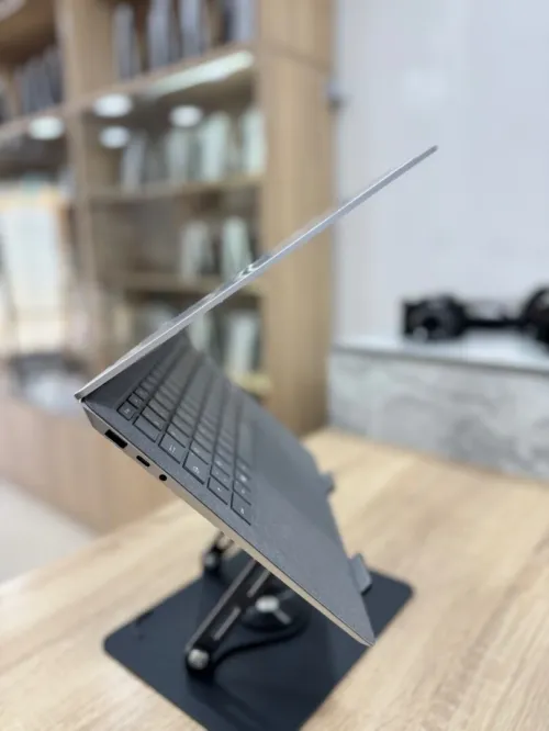 Microsoft Surface Laptop 4 13.5 Ryzen 5 Édition