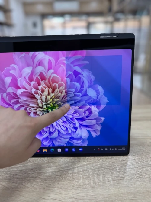 Samsung Galaxy Book 3 Pro 360 16 i7-1360P 16GB/512GB QWERTY AMOLED 120Hz