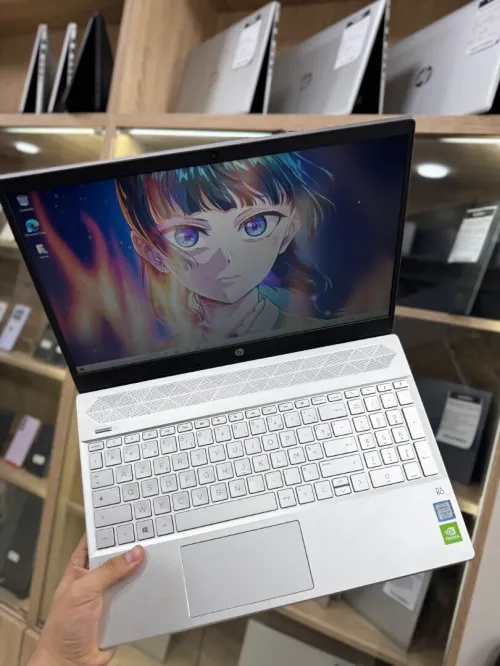 HP Pavilion Laptop 15 i7-8550U 8GB/256GB MX150