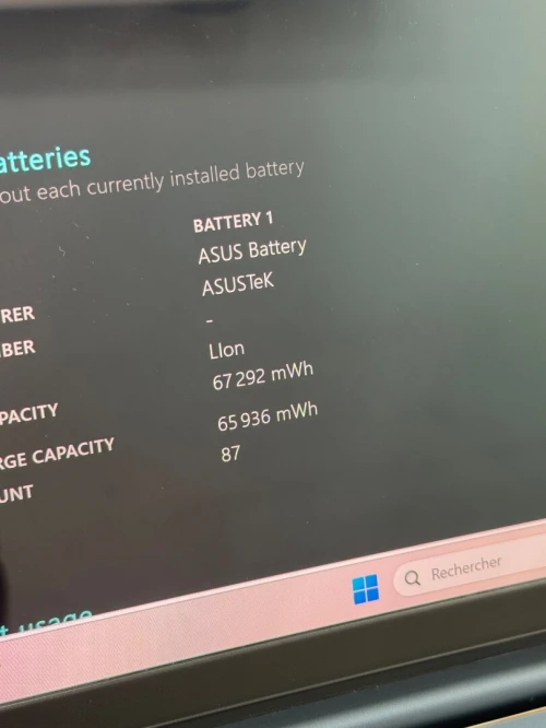ASUS ZenBook 15 15.6 Ryzen 7 7735U 16GB/512GB oled 2.8K AZERTY