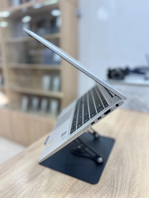 HP EliteBook 840 G7 14 i5-10210U 8GB/256GB