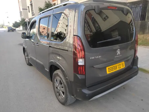 Peugeot Partner 2022 Tepee
