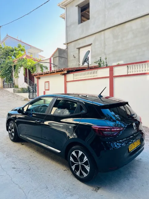 Renault Clio 5 2023 evolution