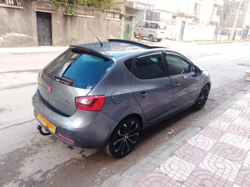 Seat Ibiza 2012 Fully +Toit ouvrant