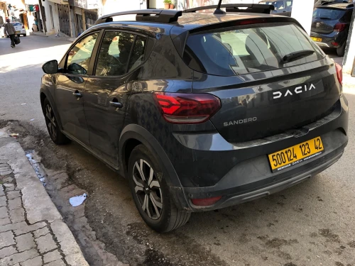 Dacia Stepway 2023 Full