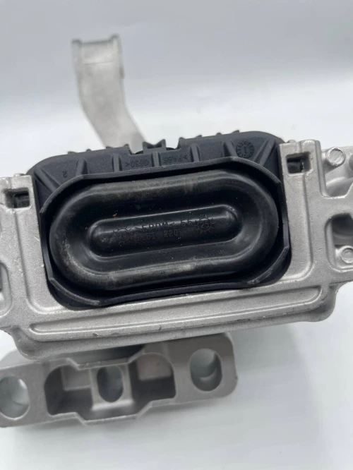 Support Moteur Côté Droit - 5Q0199262DF (VW - Seat - Audi - Skoda)