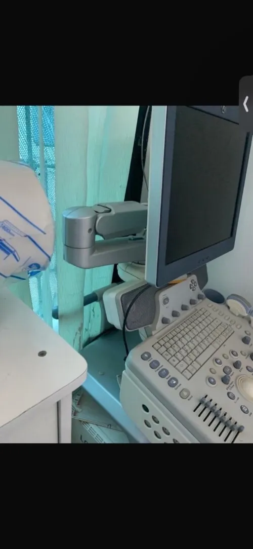 Echographe GE logiq180 ,deux sondes lineaire.
