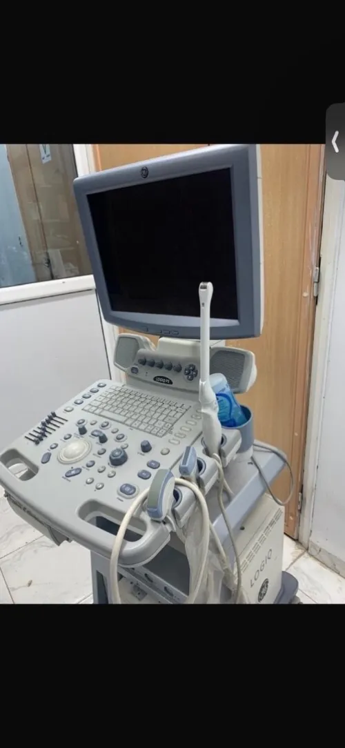 Echographe GE logiq180 ,deux sondes lineaire.