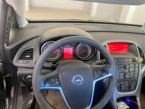 Opel Astra 2014 