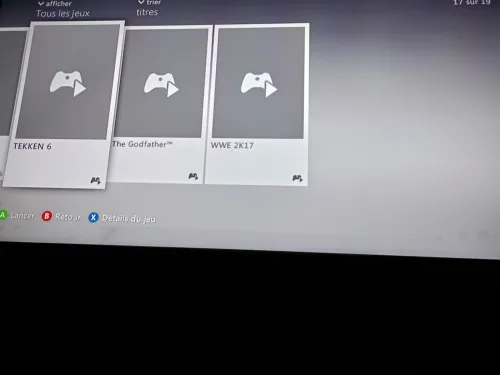 Xbox 360 ultra slim flash et glitch avec 2 manette