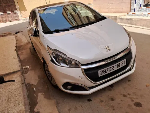 Peugeot 208 2019 Allure