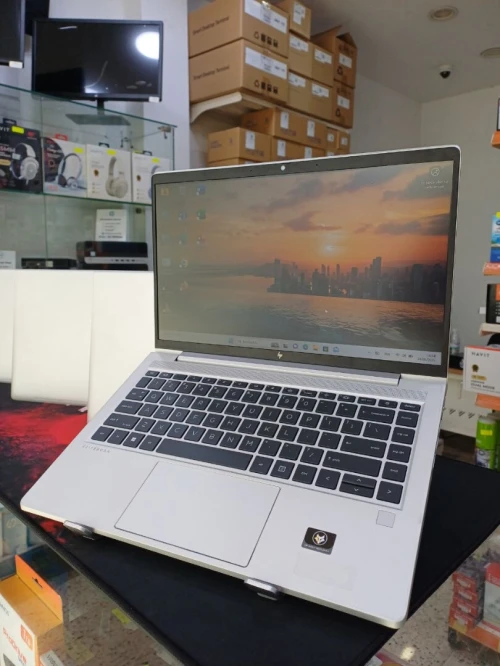 laptop hp Elitebook 645 G9