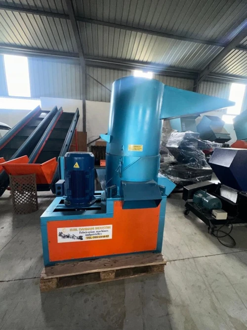 Ligne Complète de Recyclage du Plastique ( Pet / Pehd / PP ...)