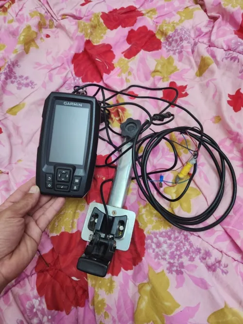 GARMIN Sondeur STRIKER plus 4